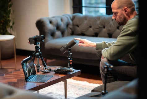 2025 Creator Economy Report: Top Industries, Hottest Brands, and What’s Coming Next