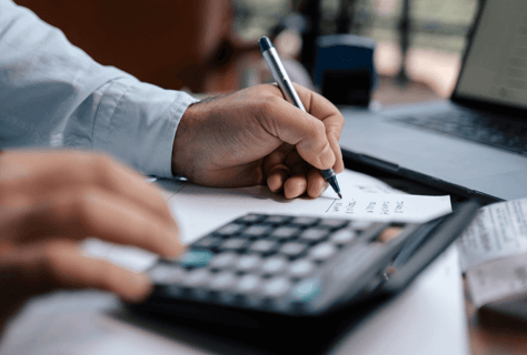 How to Use Our Creator Marketing Industry Benchmarks Calculator