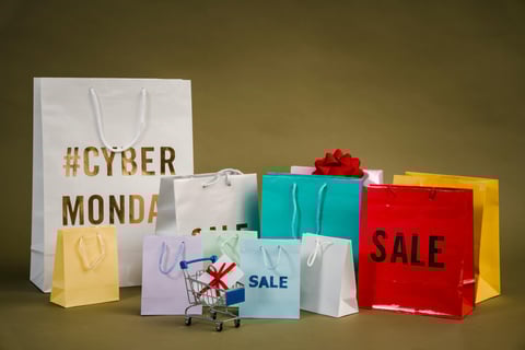 5 Cyber Monday marketing ideas using creator marketing